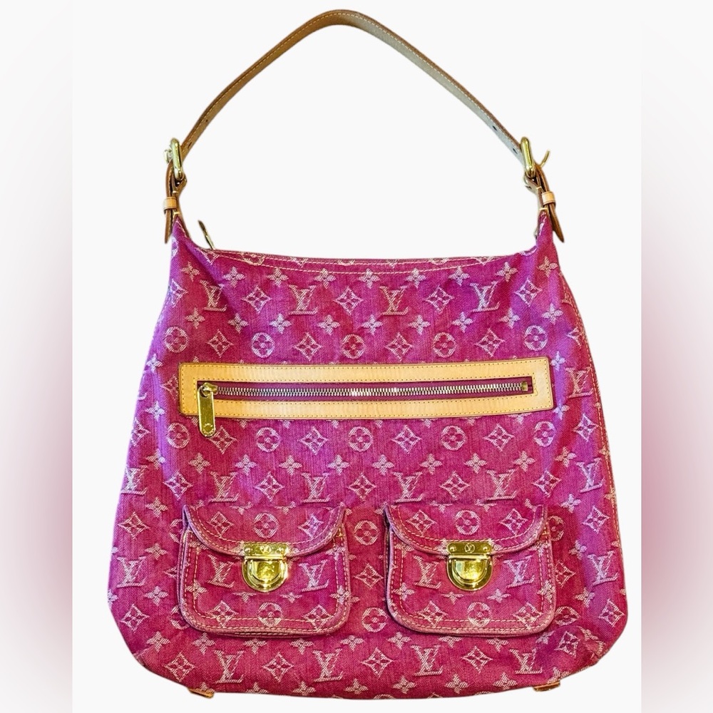 ❌❌SOLD ❌❌Louis Vuitton Pink Monogram Denim Baggy GM Shoulder Bag